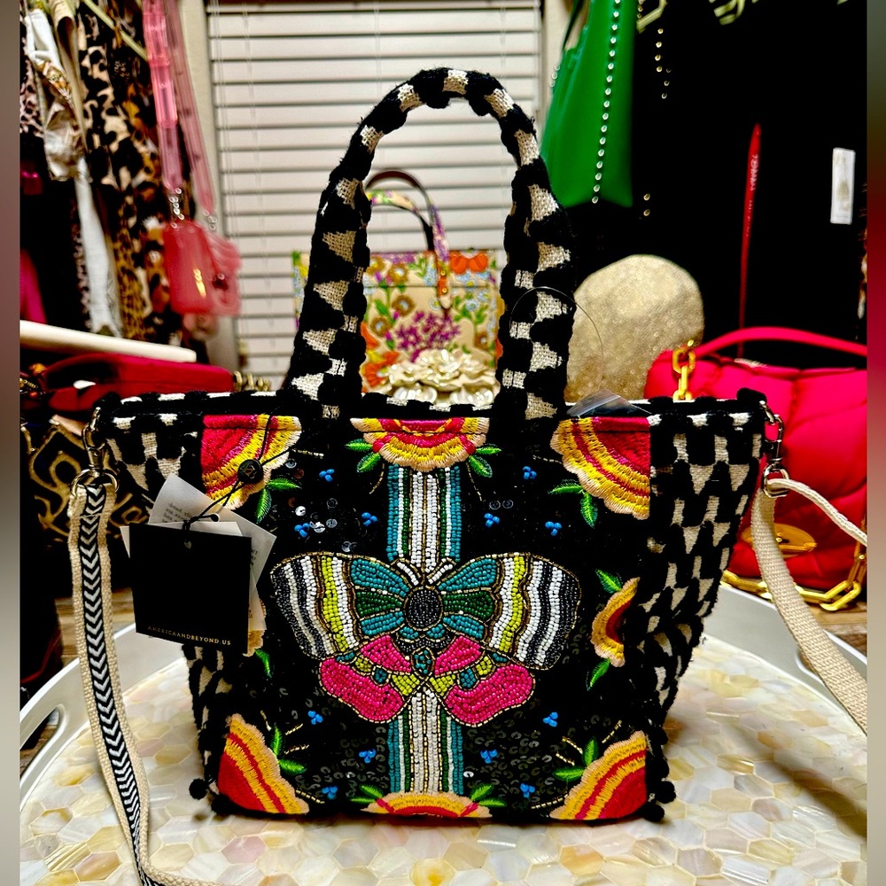 Beautiful Beaded Handbag America & Beyond Small Tote Crossbody!